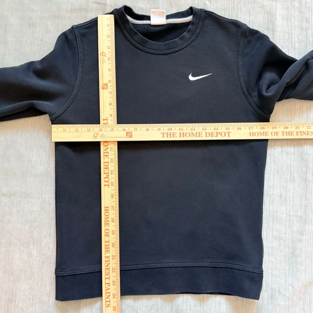 Nike Kids Sportswear Crewneck Sweatshirt Black Cotton Swoosh 637902-010 Size S